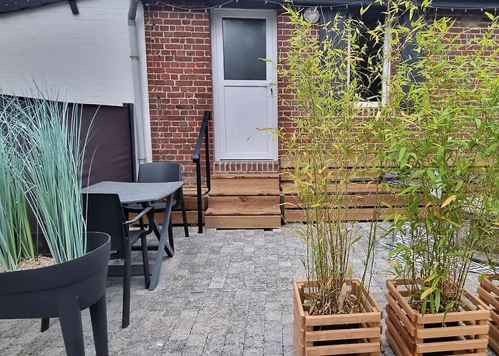 Studio Independant Avec Terrasse Vue Jardin