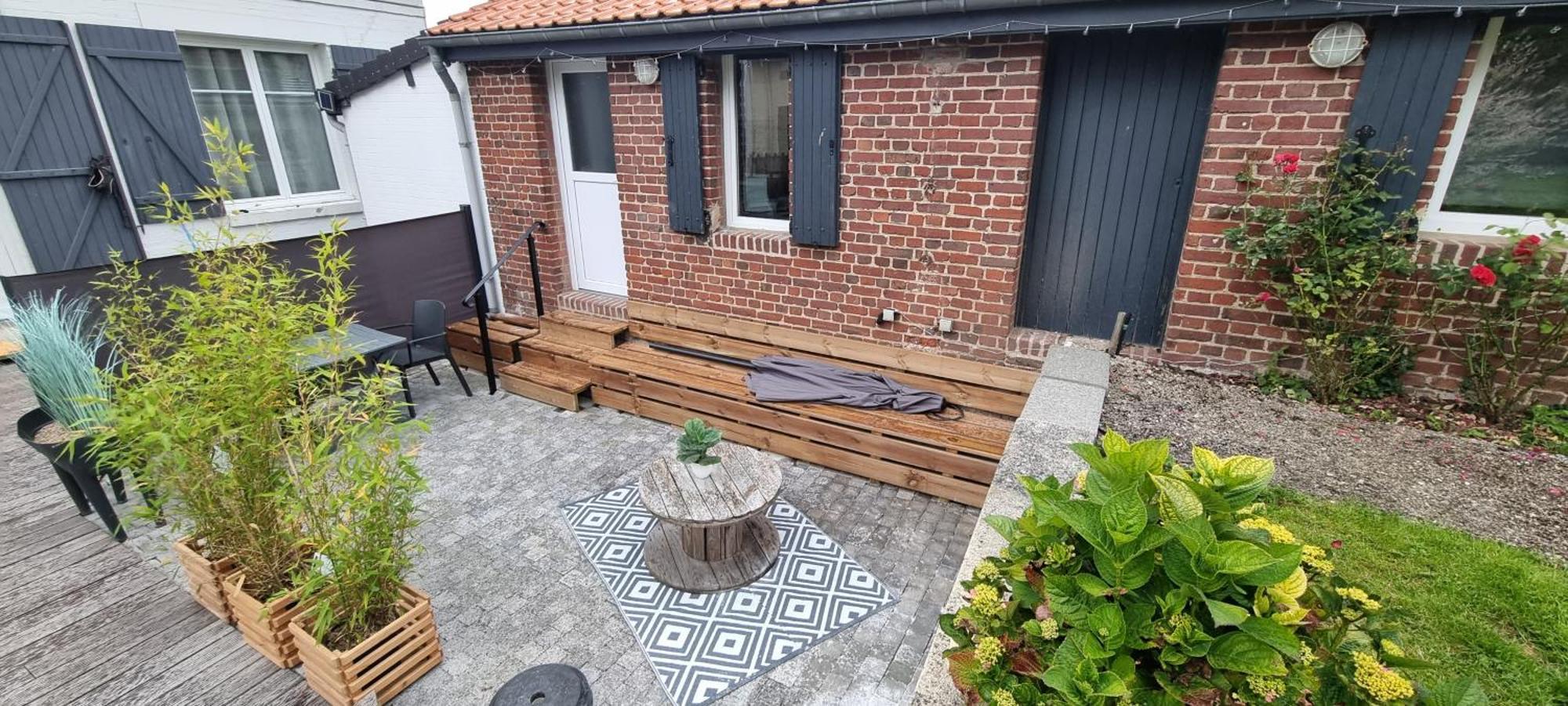 Indépendant Avec Terrasse Vue Jardin * Beauchamps (Somme)